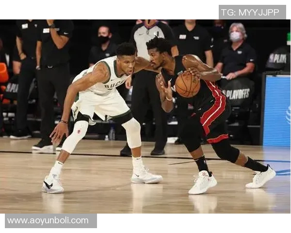 雄鹿对决热火精彩回顾1080全场比赛亮点与分析